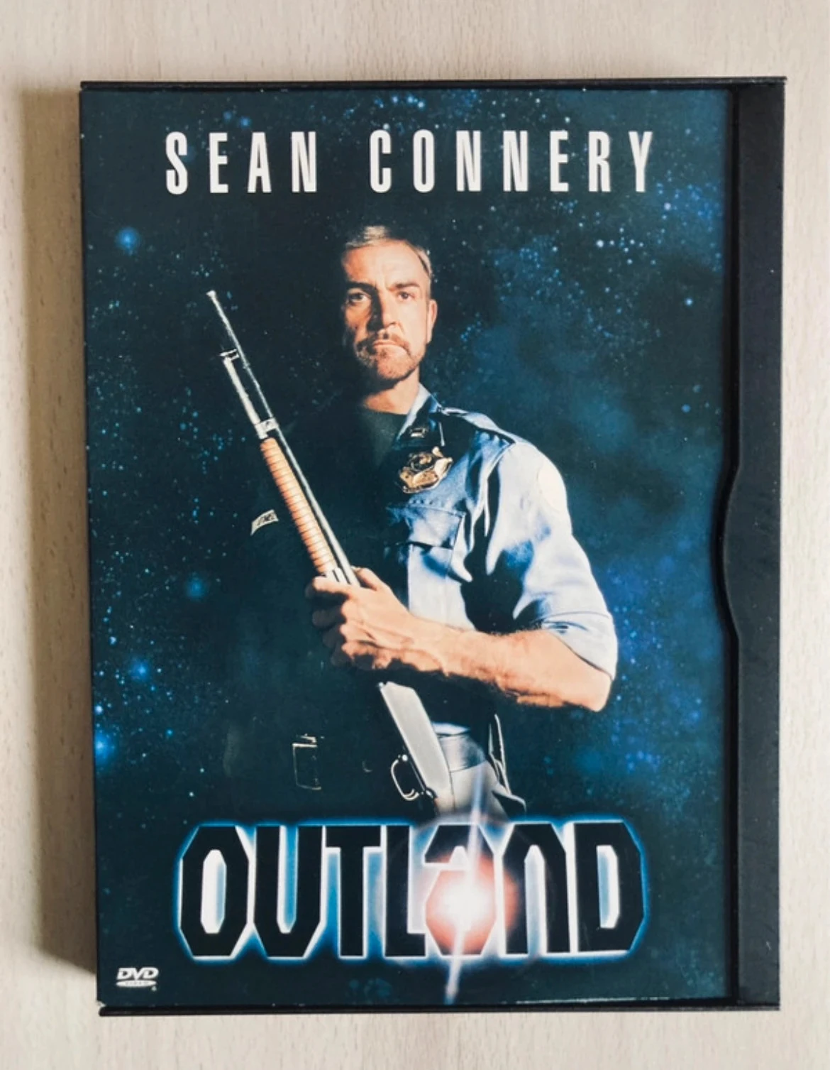 DVD Outland de Peter Hyams avec Sean Connery.